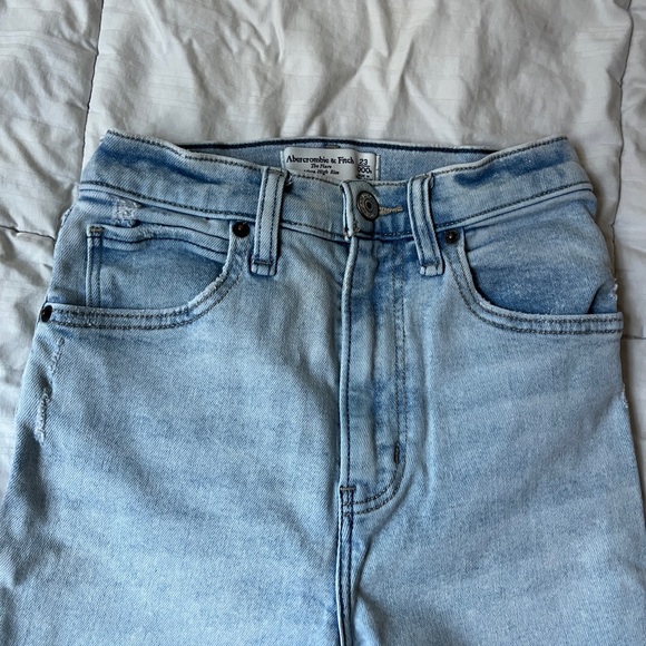 flare jeans - Picture 2 of 2